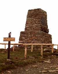 enlarge picture: Hancuv pomnik - Hanc Monument * Krkonose Mountains (Giant Mts)